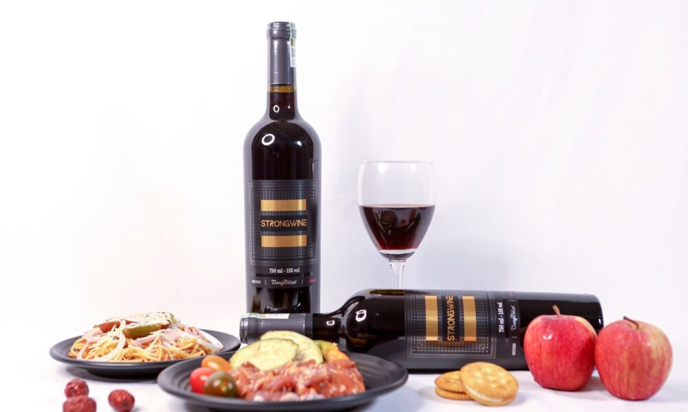 Rượu Vang Đà Lạt Strong Red Wine 15%