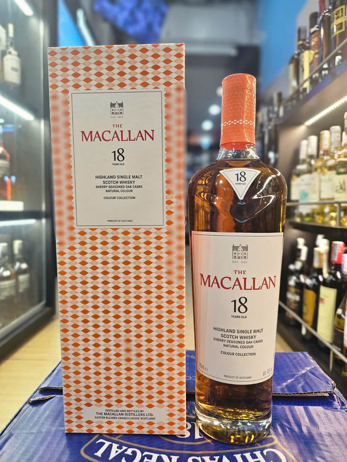 Macallan 18 Colour Collection Highland Single Malt Scotch Whisky 18 Years Old Sherry Seasoned Oak Casks