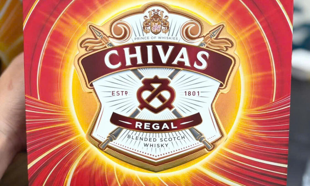 Rượu Chivas 12 quà Tết 2027 hộp đỏ vàng sang trọng – Chivas Regal 12 Years